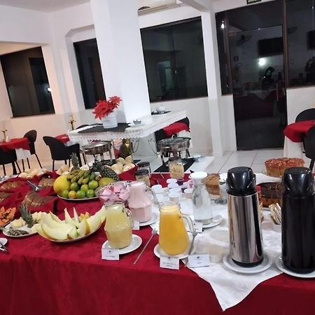Domum Hotel Pindamonhangaba Buitenkant foto