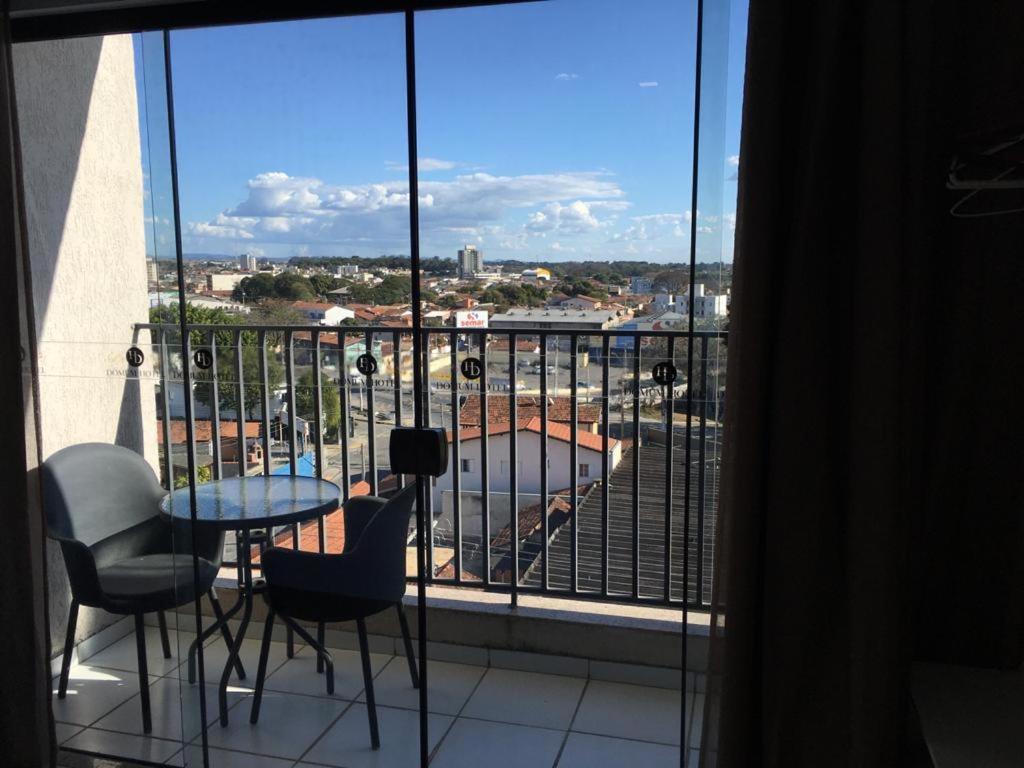 Domum Hotel Pindamonhangaba Buitenkant foto